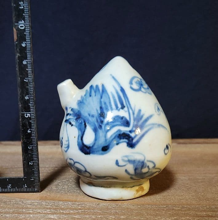 水滴　李朝　白磁　染め付　雲鶴絵柄