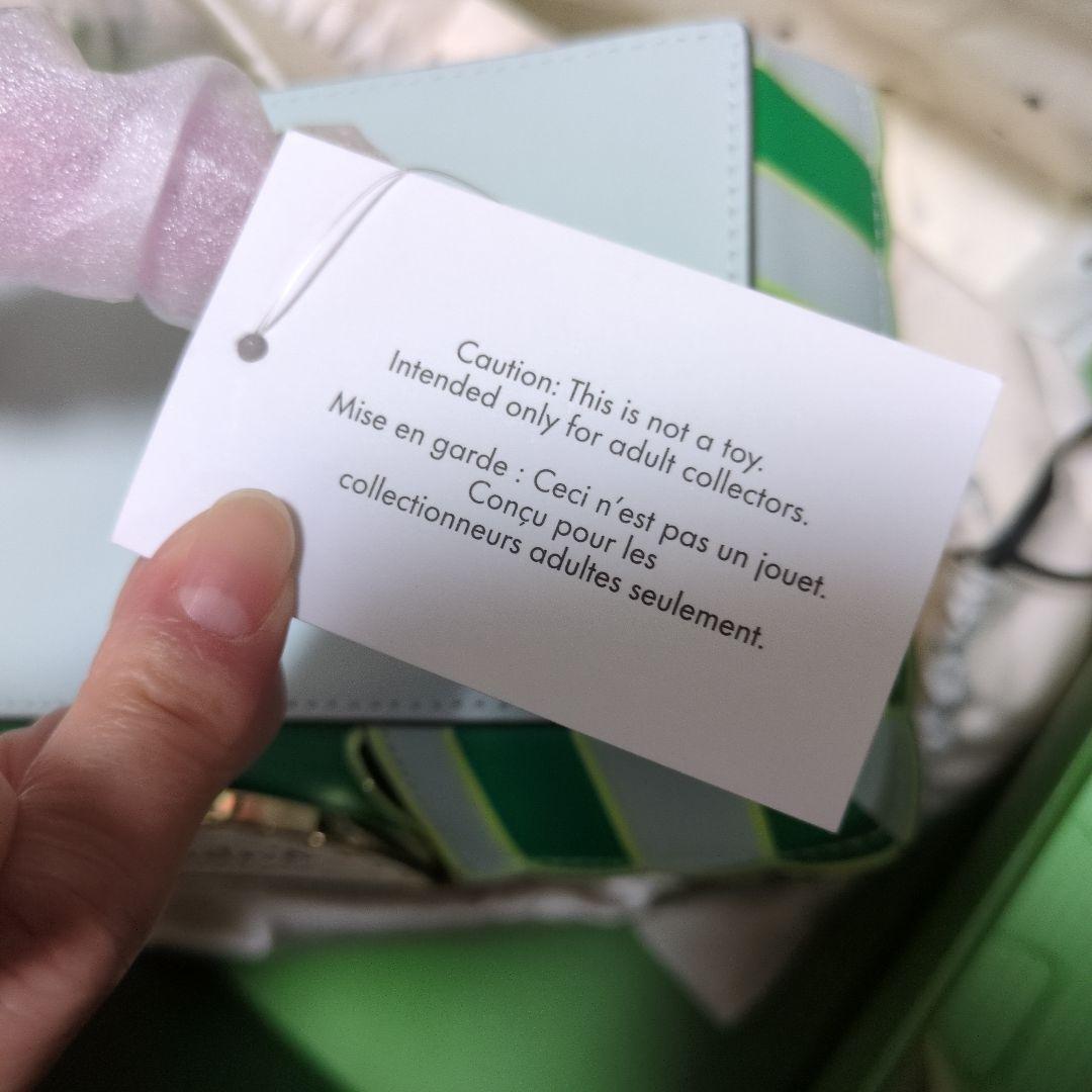 m 　ケイトスペードトリート ユアセルフ 3D キャンディ ショップ