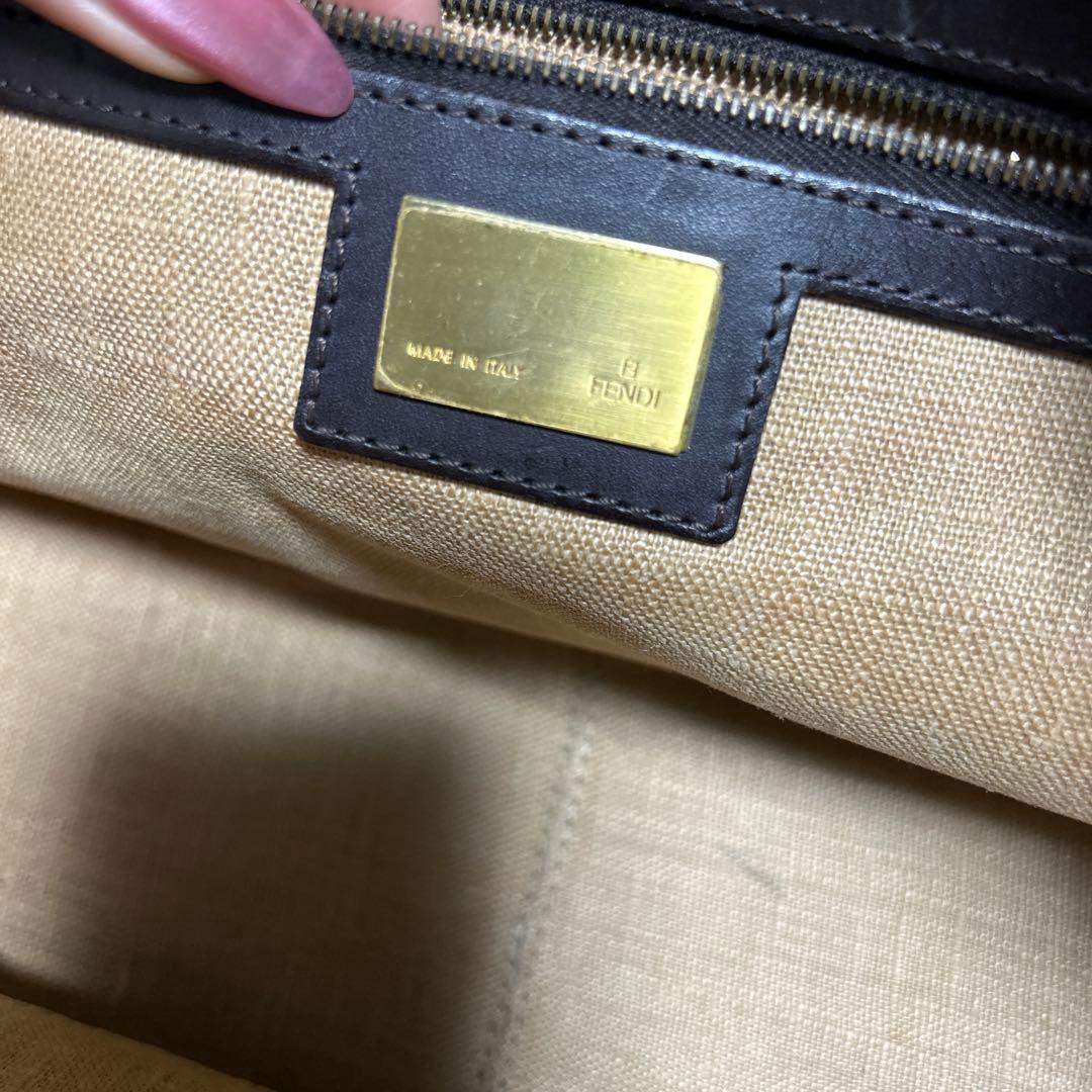 FENDI フェンディ　バッグ　ズッカ　ブラウン