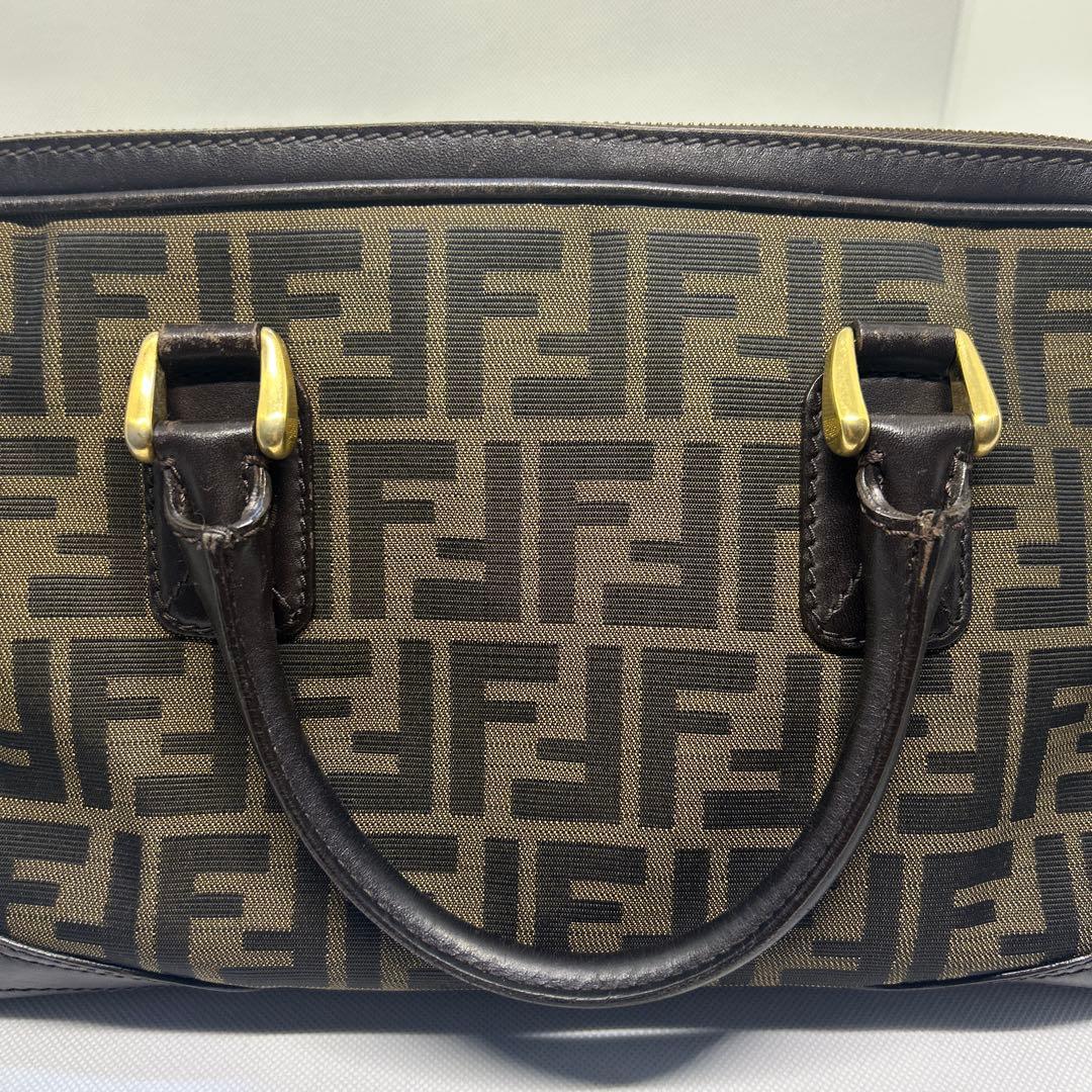 FENDI フェンディ　バッグ　ズッカ　ブラウン