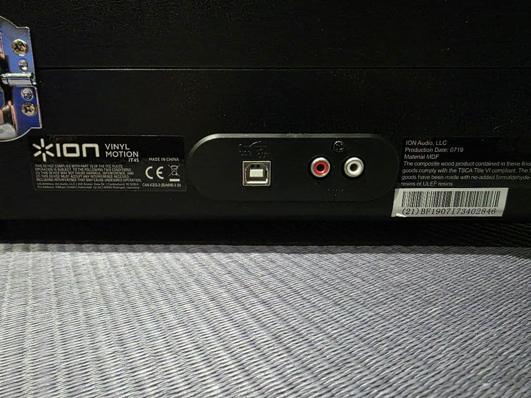 I*E様 LUNA SEA　30th ポータブルスーツケースターンテーブル