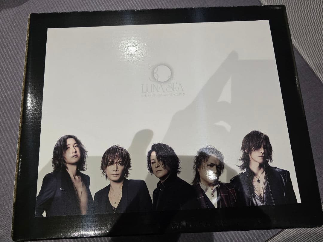 I*E様 LUNA SEA　30th ポータブルスーツケースターンテーブル