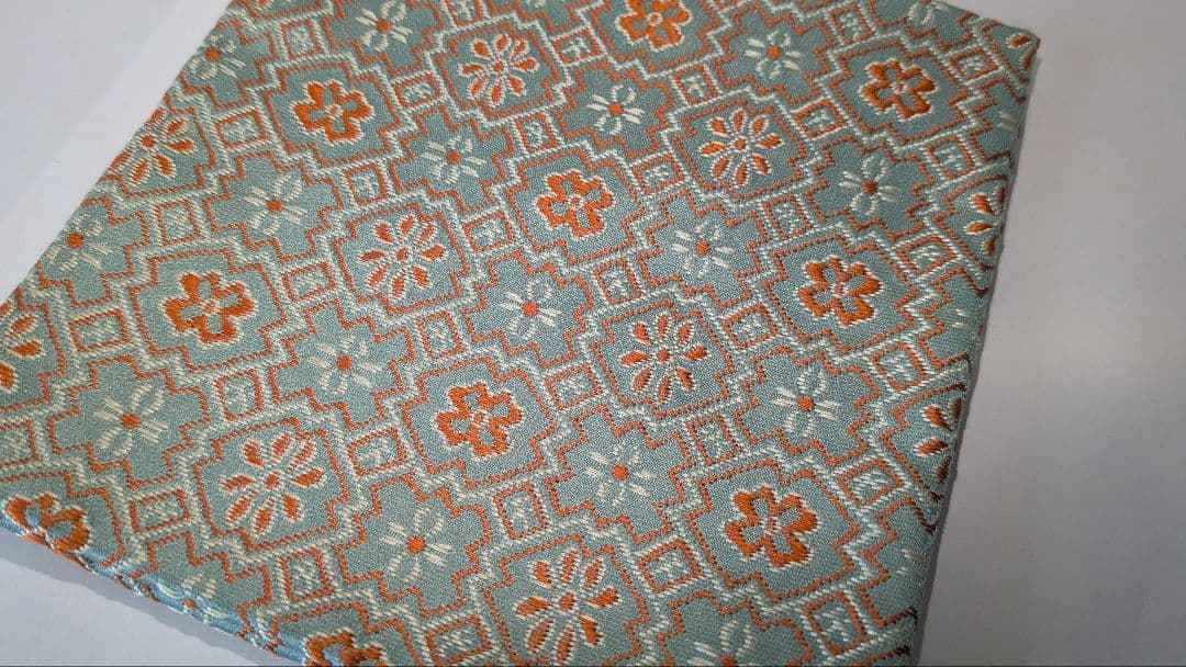 袋師土田友湖　隅入菱『菊花文緞子』袱紗帛紗　千家十職　茶道具出袱紗　共箱　表千家