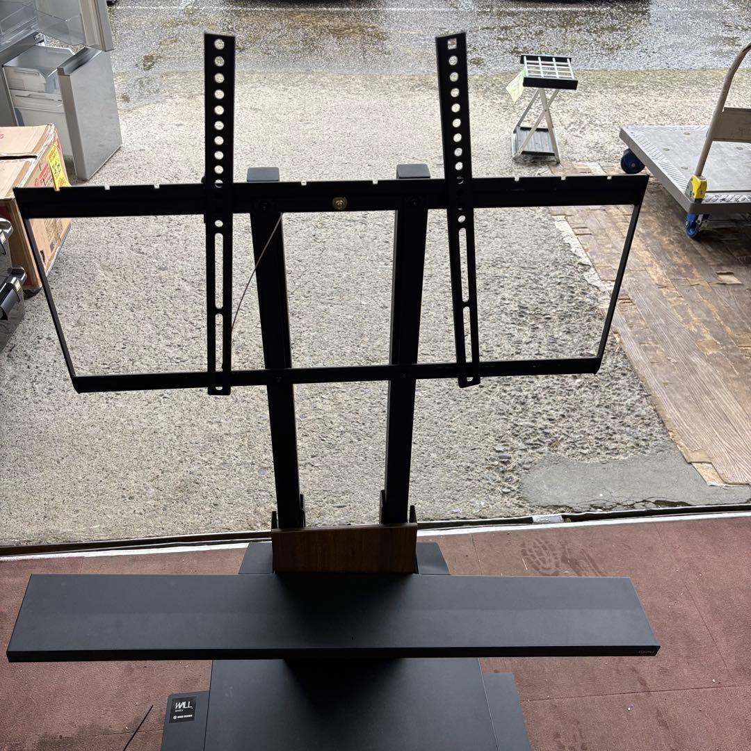 【特価】テレビスタンド　equals v3 棚板、スピーカーバー付き　激安！