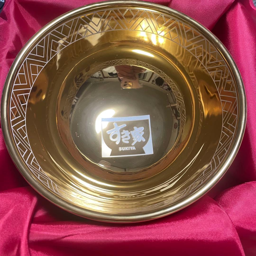 【非売品】クレヨンしんちゃん コラボ すき家 灼熱の焼きカレー　金のどんぶり