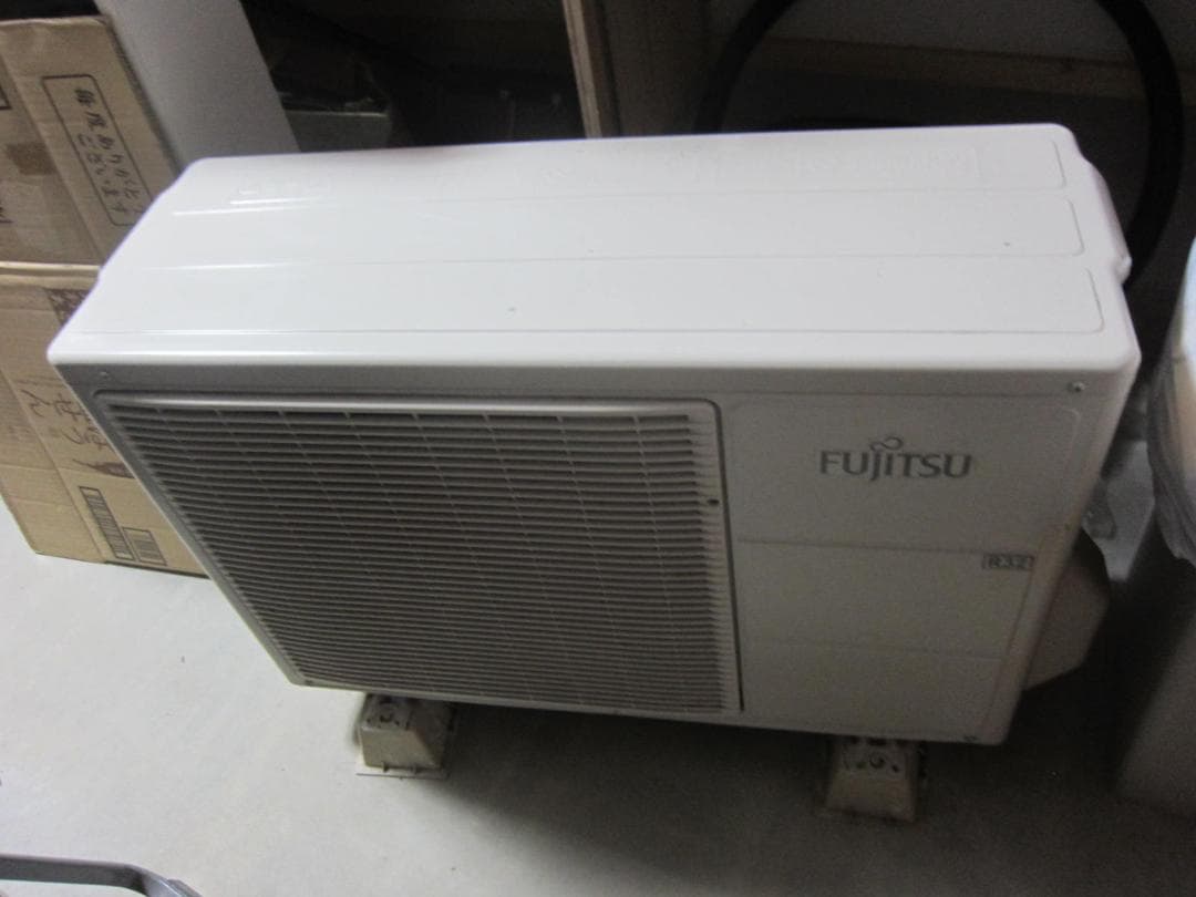 ルームエアコン