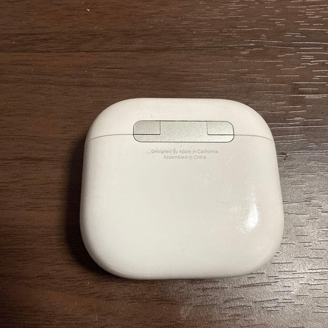 AirPods4本体 ノイズキャンセリング搭載有 （説明をよくお読み下さい）