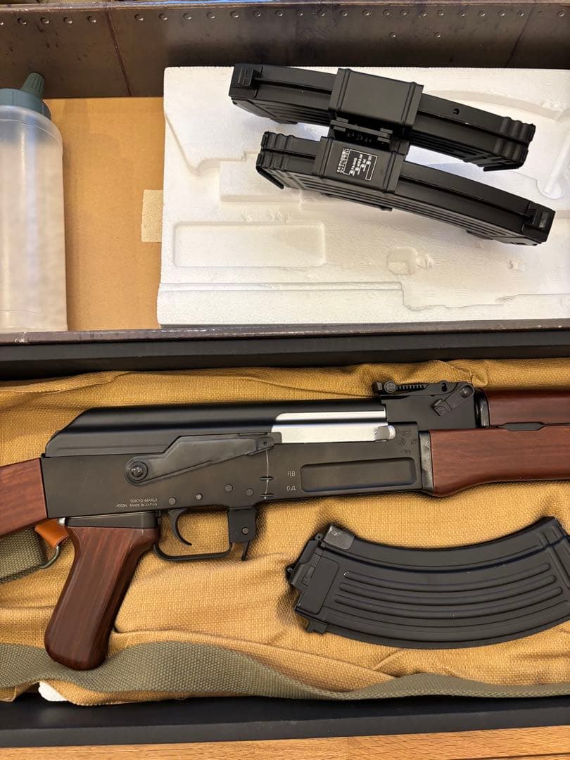 東京マルイ AK47 TYPE-3 次世代電動ガン　 色々セット付き