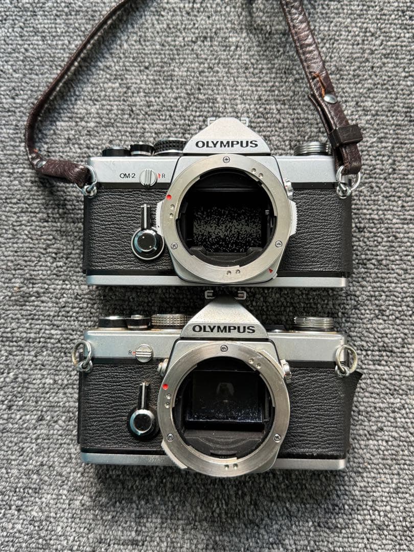 Olympus OM1/OM2 カメラ　2個　V022