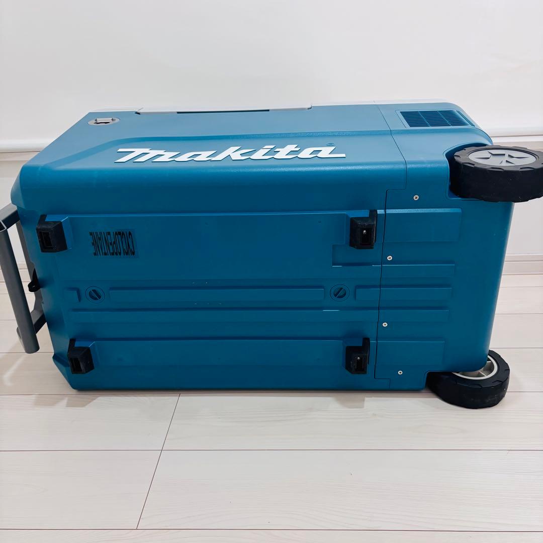 【極美品】makita 充電式保冷温庫　50L　CW002GZ