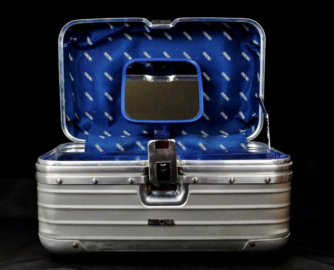 リモワ　982.73 旧盤『TOPAS/トパーズ』ビューティケース 19L 鍵付