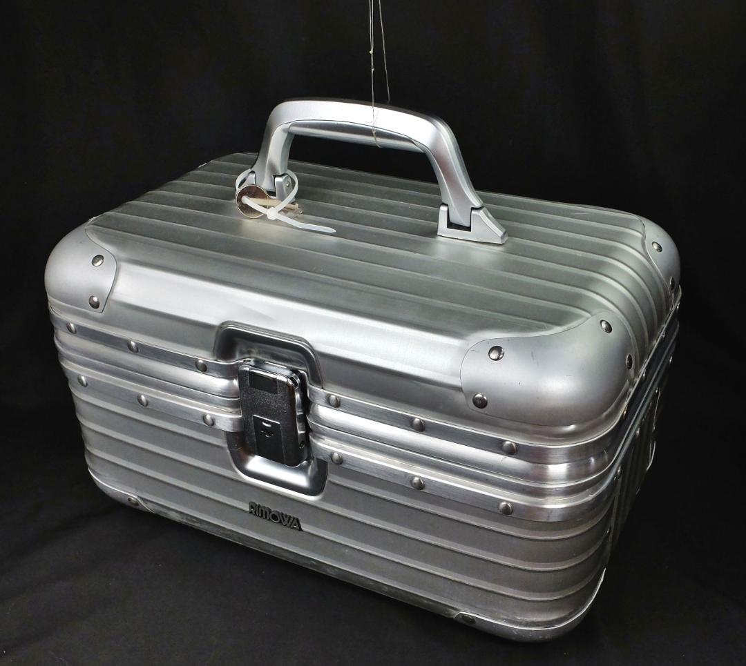 リモワ　982.73 旧盤『TOPAS/トパーズ』ビューティケース 19L 鍵付