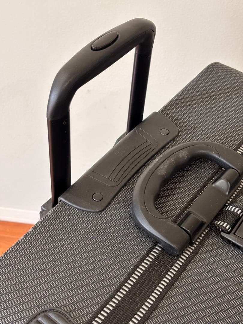 【大幅値引】シフレ escape大容量 138キャリーケース TSAロック付き