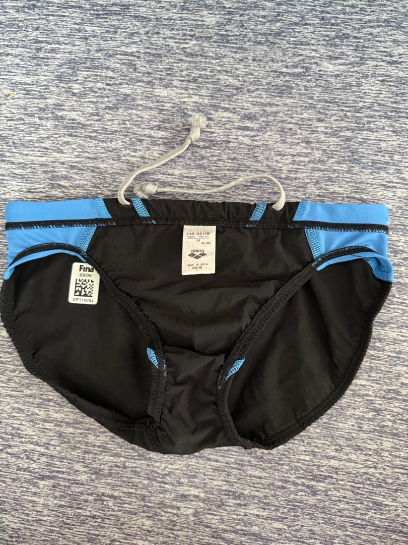 arena 競パン　アクアフォースプリズマ