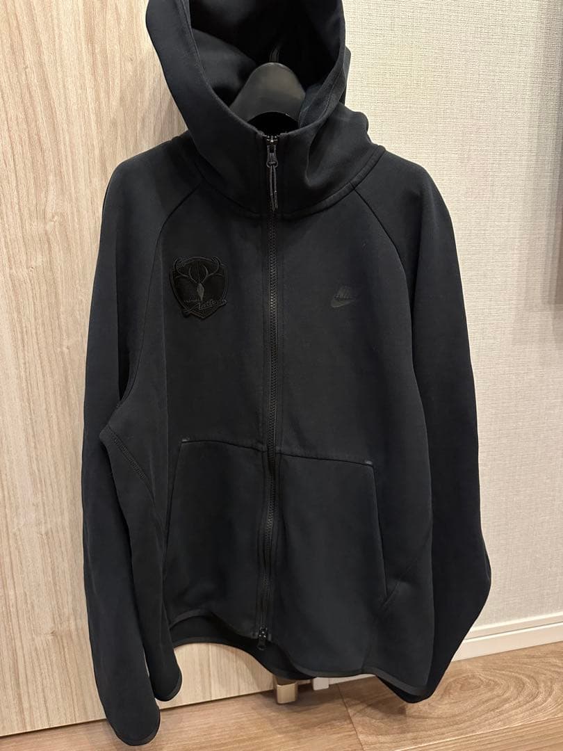 希少品　鹿島アントラーズ 19 NIKE テックフリースフルジップフーディ