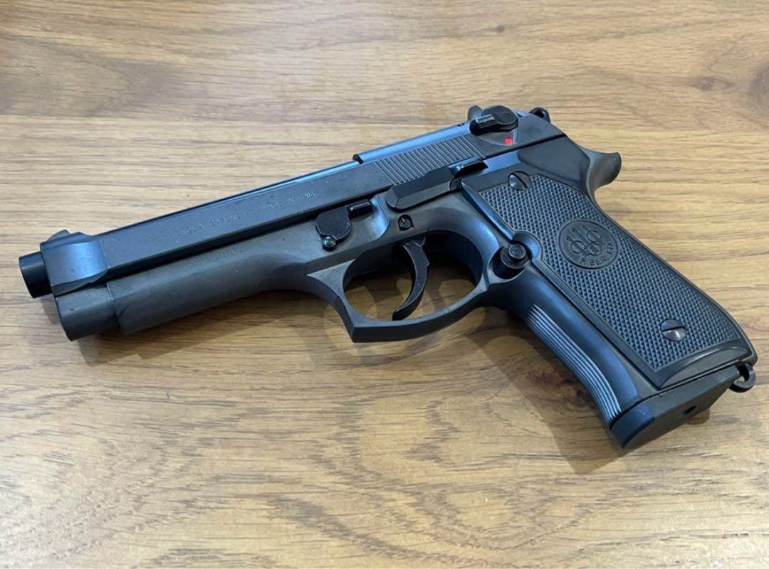 タナカ M92F エボリューション モデルガ ンHW リアル刻印グリップ付