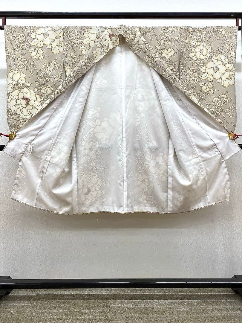 2尺袖 ポリエステル着物 金彩 牡丹 梅 袴用