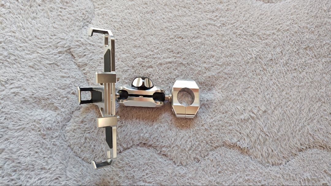 サインハウスのスマホホルダー