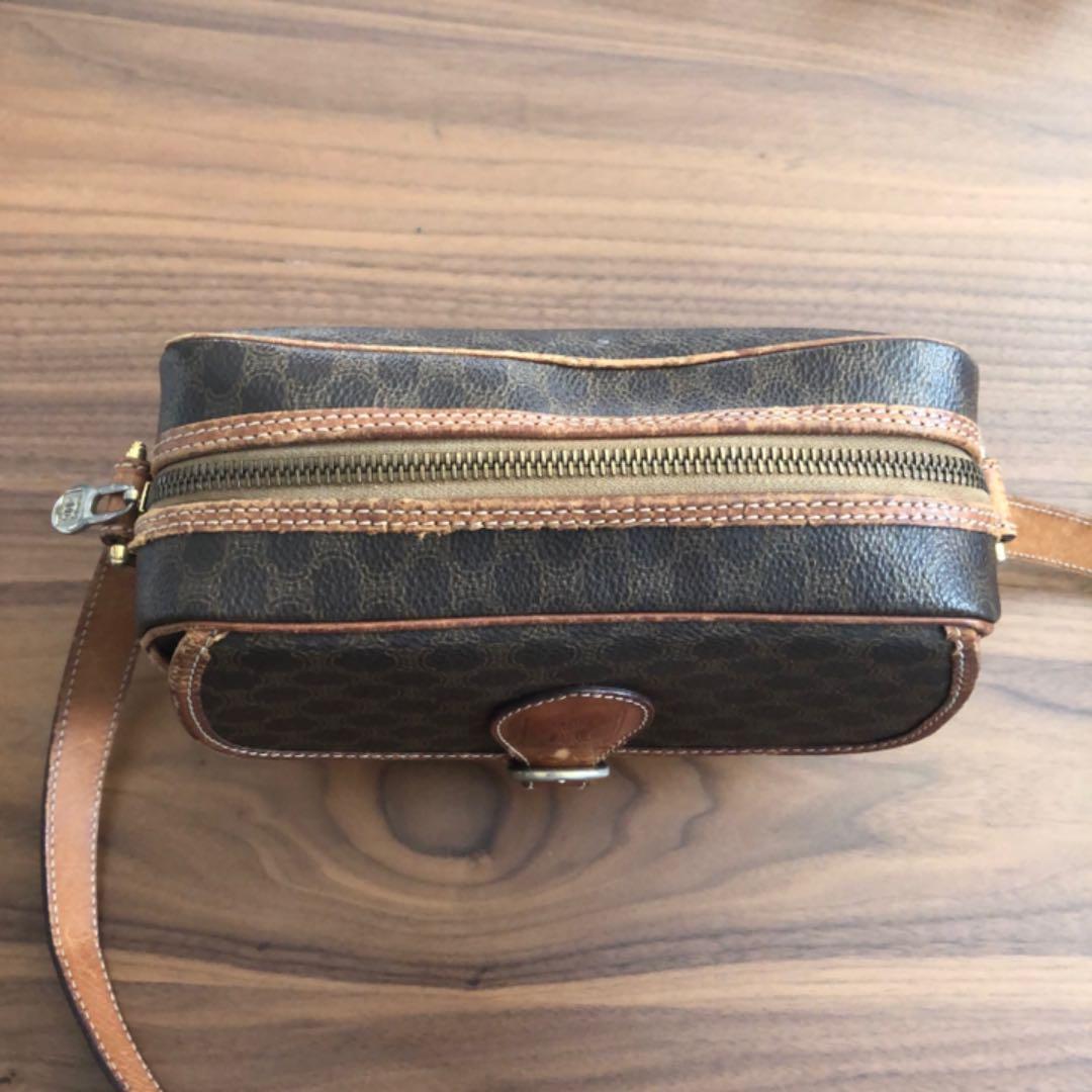 セリーヌ ショルダーバッグ　クロスボディ