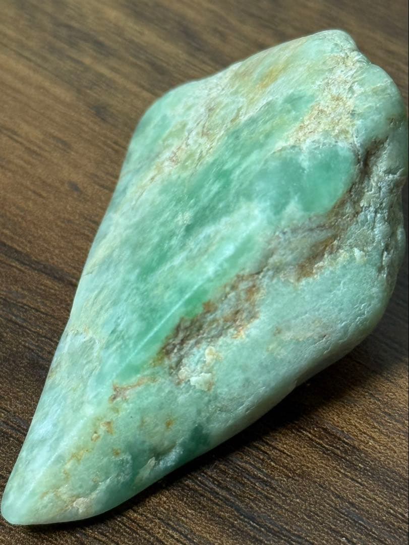 【コレクター放出品】糸魚川翡翠　鮮やかな翠色　70年以上前に採石された翡翠