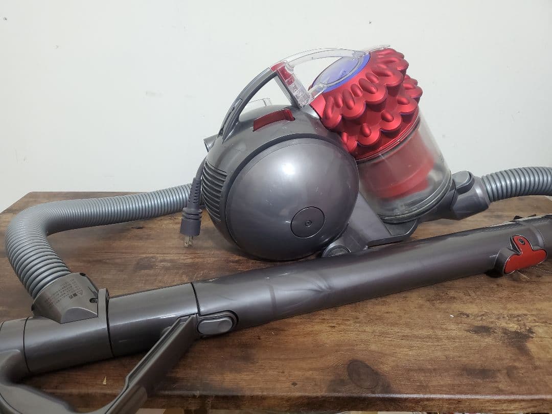 dyson CY24 キャニスター型 サイクロン掃除機　NP6-JP　ダイソン