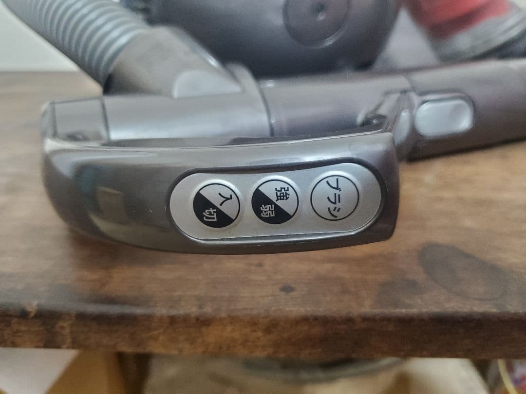 dyson CY24 キャニスター型 サイクロン掃除機　NP6-JP　ダイソン