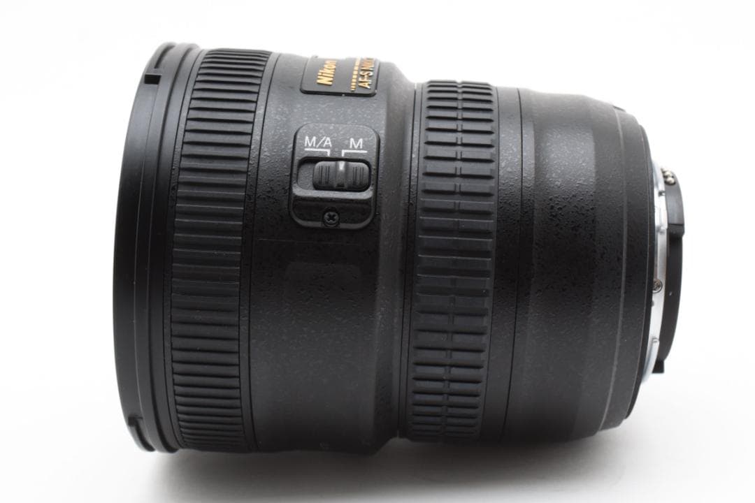 Nikon ED AF-S Nikkor18-35mm 3.5-4.5G レンズ