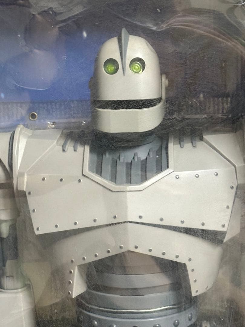 絶版　アイアン・ジャイアント ライト＆サウンド トーキング巨大フィギュア