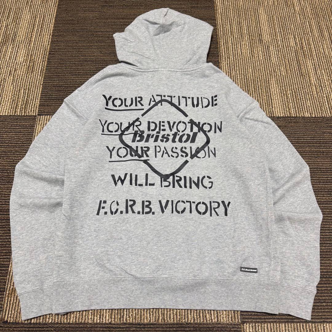 F.C.Real Bristol グレー パーカー 美品