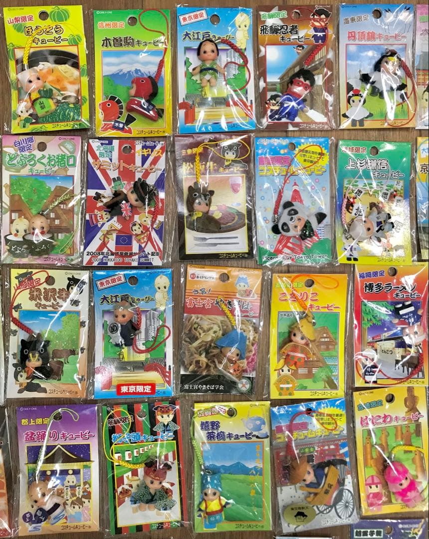 ご当地キューピー　152個まとめ売り その中で FIGHTERS 2個阪神2個