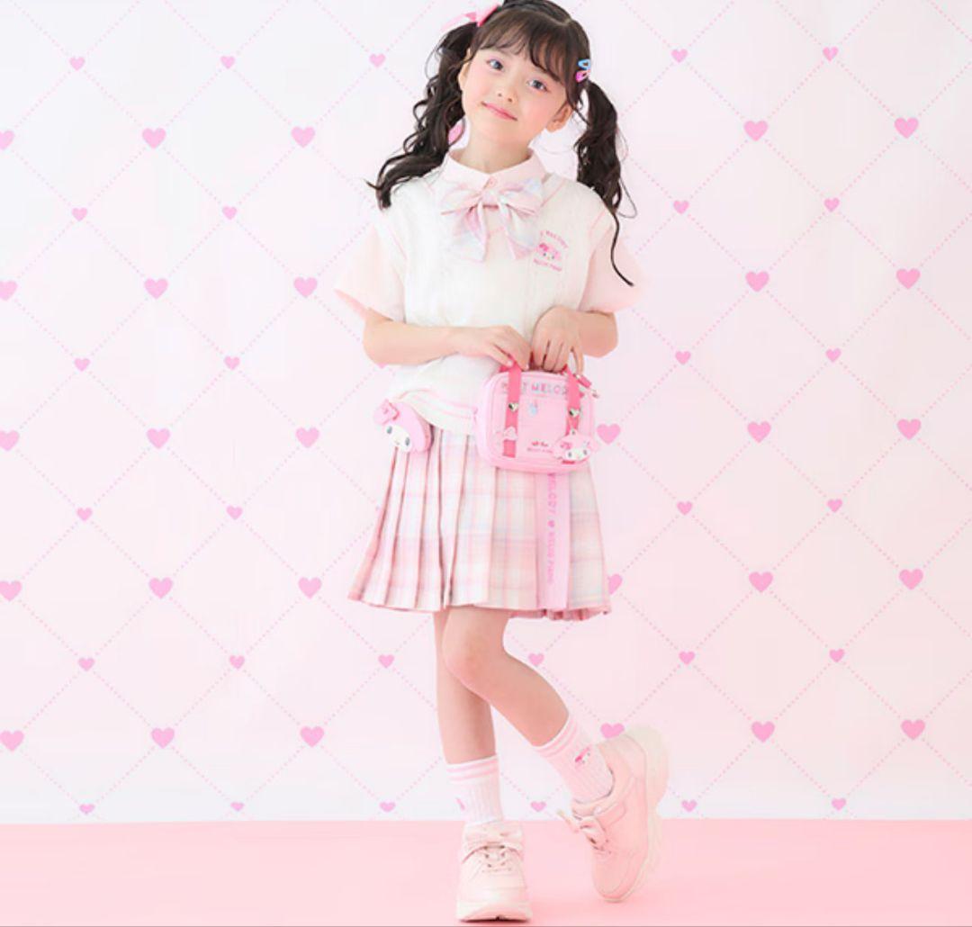 メゾピアノ　マイメロ　ブラウス　スカート　ソックス