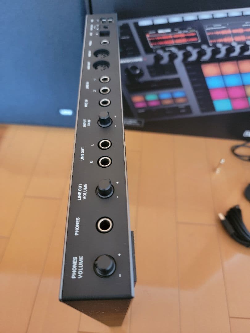 DJ機材 Native Instruments MASCHINE+