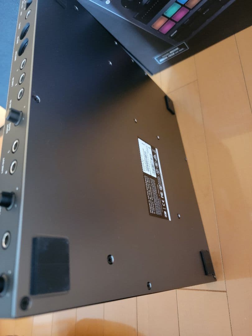 DJ機材 Native Instruments MASCHINE+