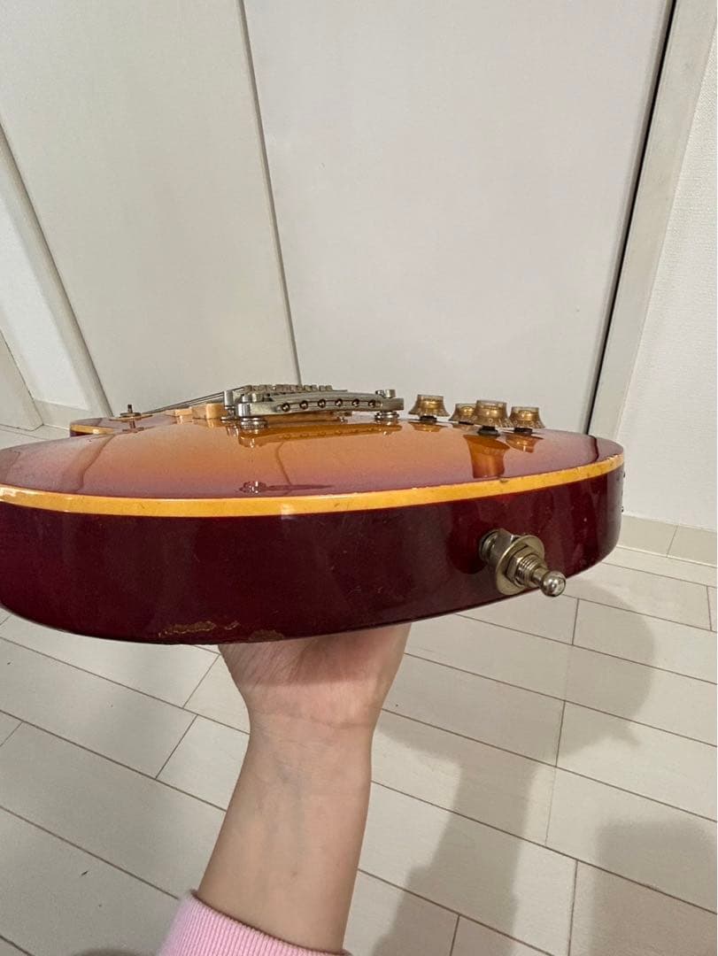 レスポール　スタンダード　エレキギター サンバースト