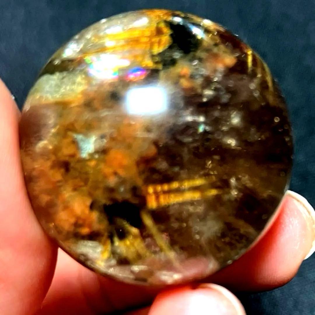 30mm 虹入りゴールドタイチンルチルクォーツ　丸玉　スフィア　金針水晶