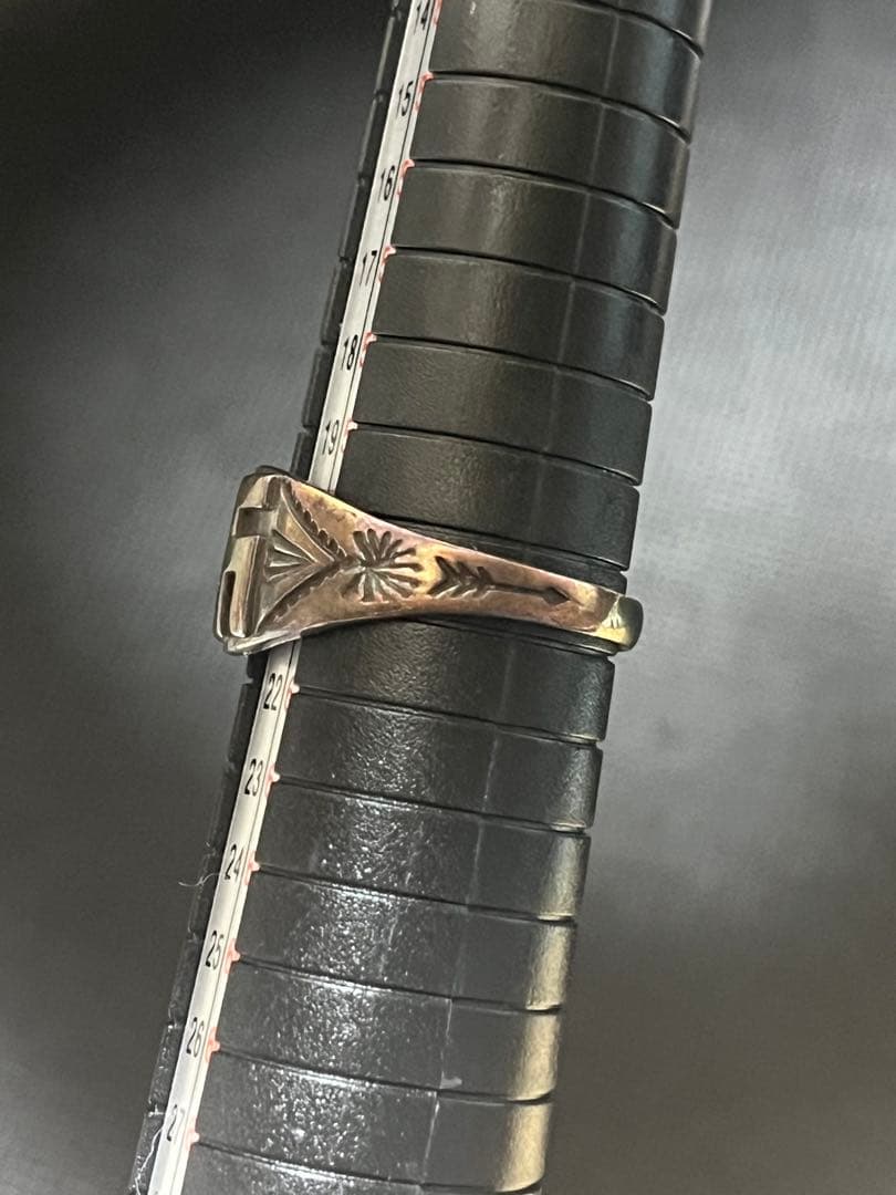 シルバー925 シンプルリング 卍モチーフ 彫金 21号 silver 約4g