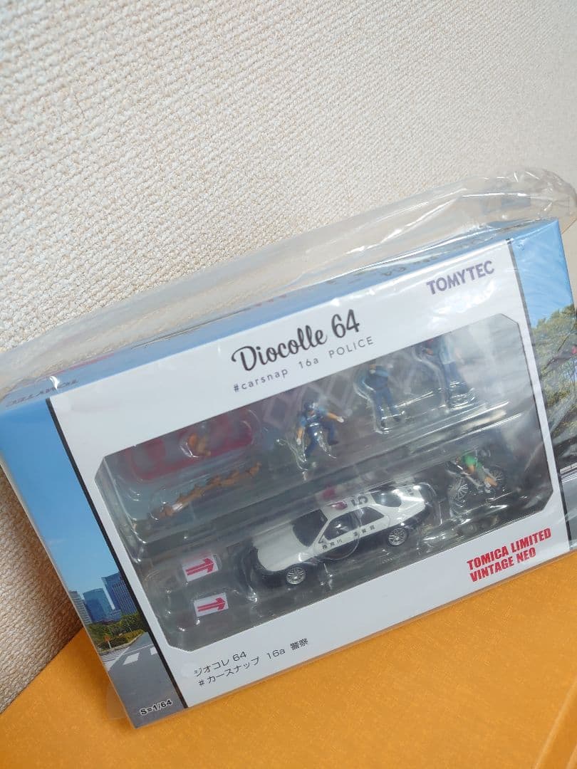トミーテック ジオコレ64 #カースナップ 16a 警察