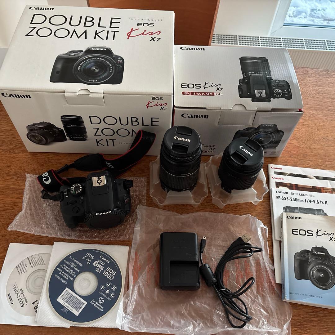 キヤノン　Canon EOS Kiss X7 ダブルズームキット　一眼レフカメラ