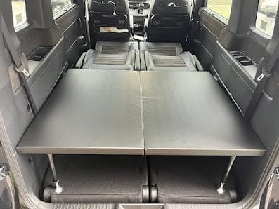 トムトム　特注　幅５８㎝　長さ６９㎝　梁は縦２本