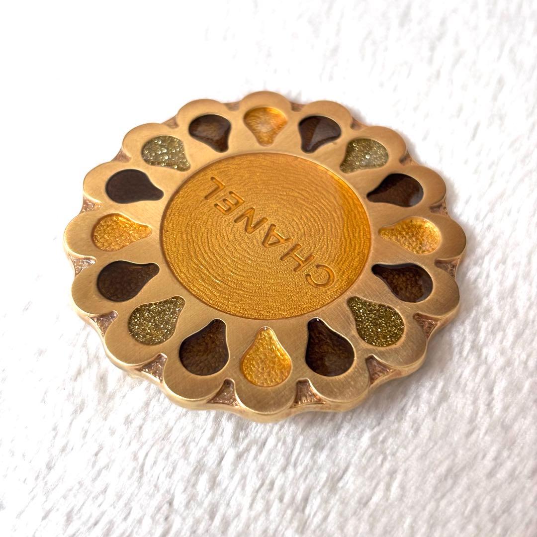 【美品】CHANEL (シャネル) ゴールド ブローチ 箱付き 99A刻印
