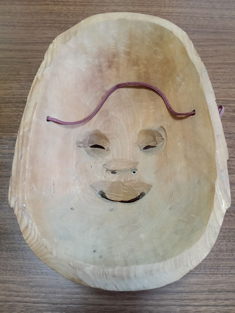 骨董　木製面　おかめ 　縁起物　手掘り　木彫り　壁掛け　お面　A