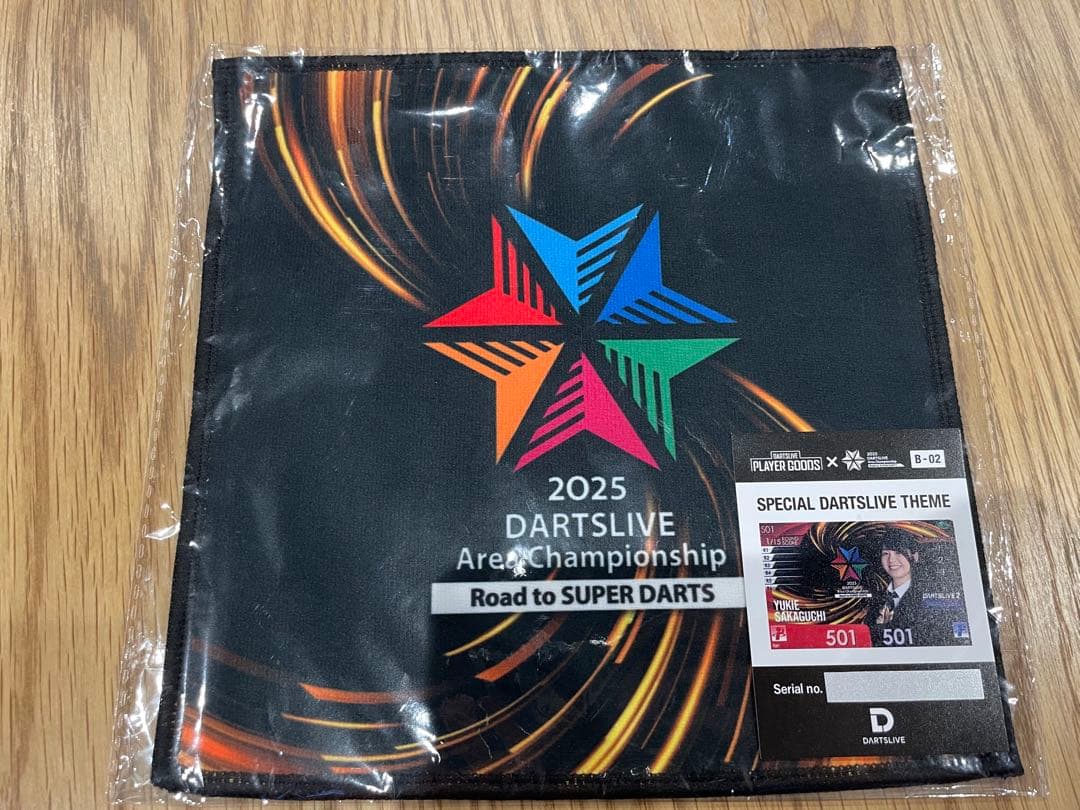 DARTSLIVE 特別テーマ 坂口優希恵　B賞　＋　ハンカチ