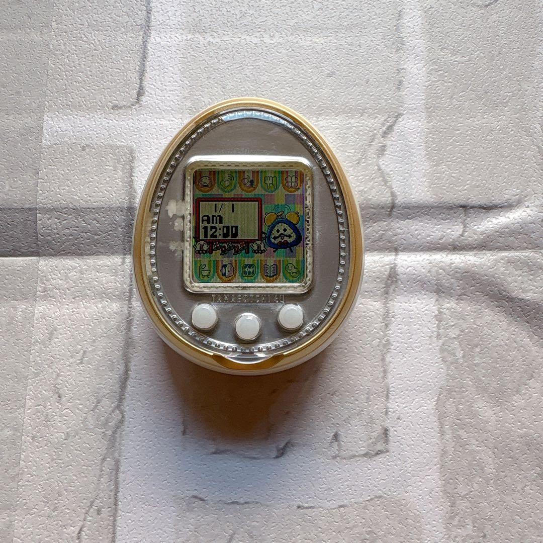 たまごっち　4U ホワイト