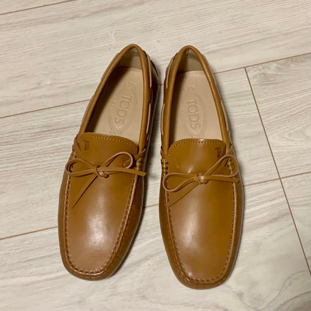 【新品未使用】TOD'S ドライビングシューズ、モカシン