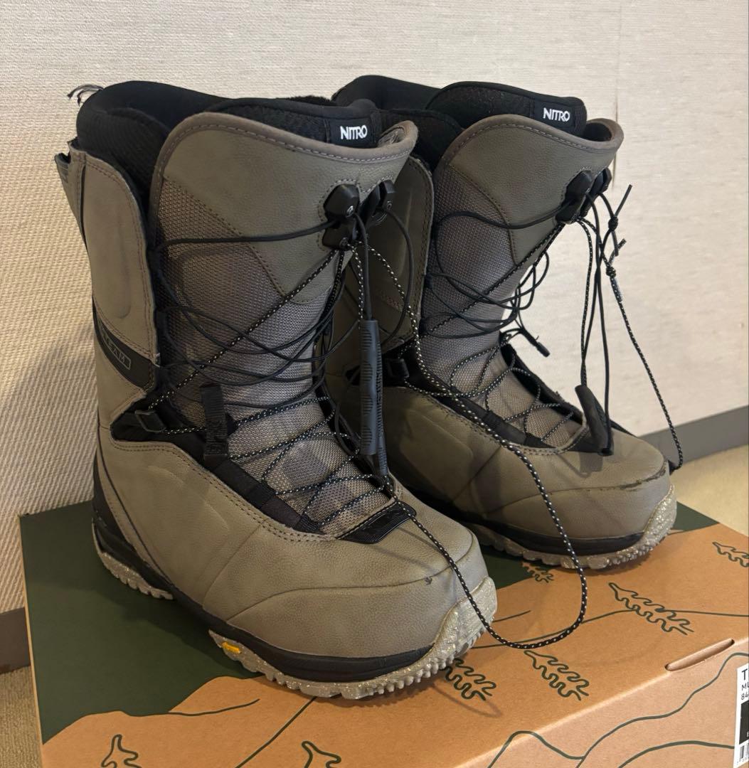 スノーボード NITRO TEAM TLS 23-24