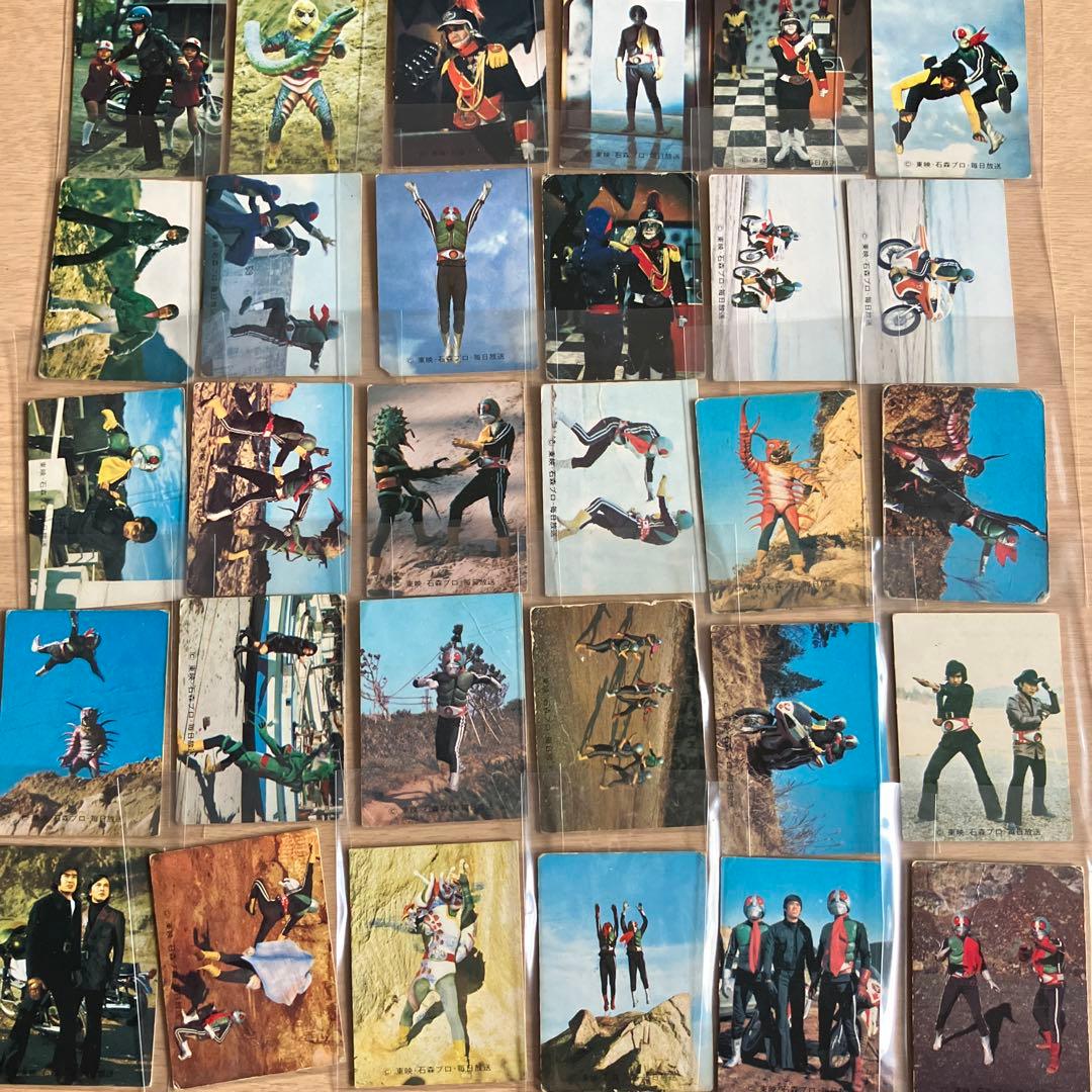 仮面ライダーカードとアルバム