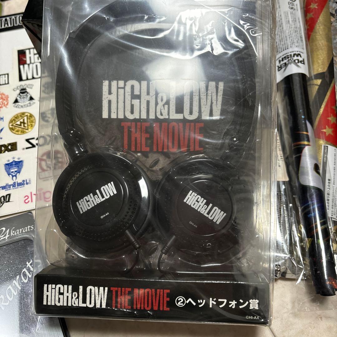 HIGH & LOW ローソンくじ キャリーケース入り他　Tシャツおまけ付き