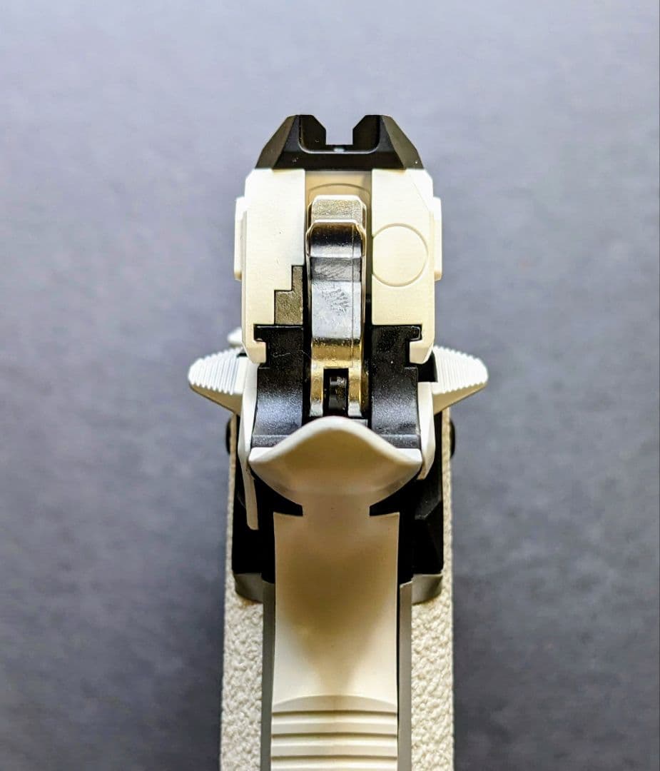 【新品・未使用】ハイキャパ ホワイト D.O.R