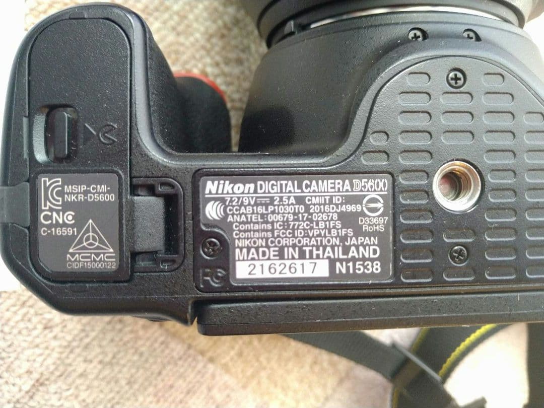 Nikon D5600 デジタル一眼レフカメラ