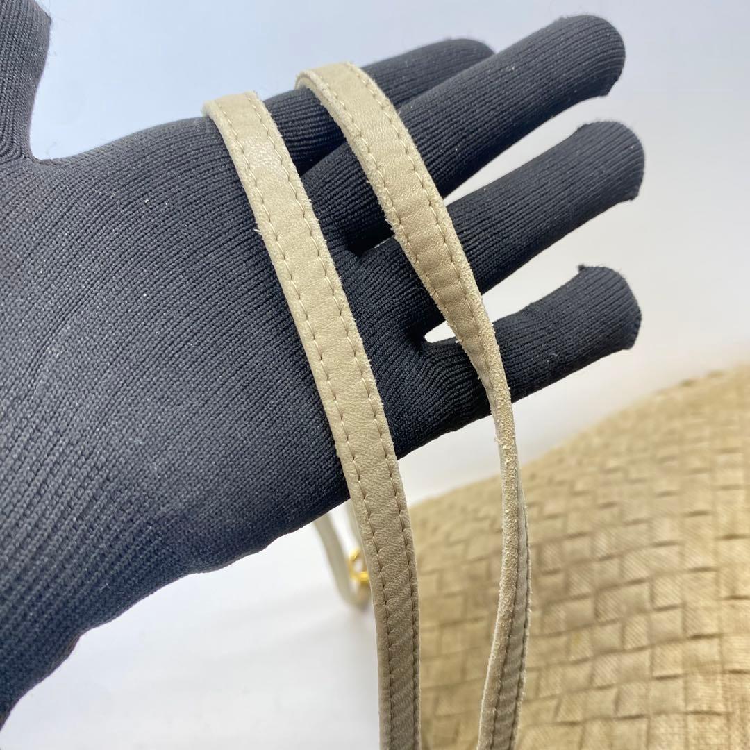 ボッテガヴェネタ イントレチャート ショルダーバッグ 麻生地 キャンバス